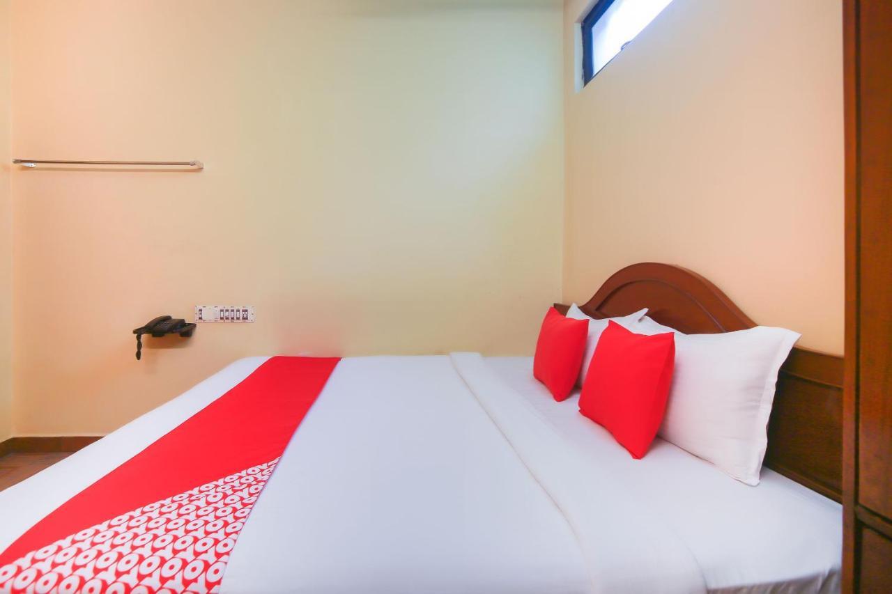 Oyo 23098 Ushama Heritage Guest House Ποντισερί Εξωτερικό φωτογραφία