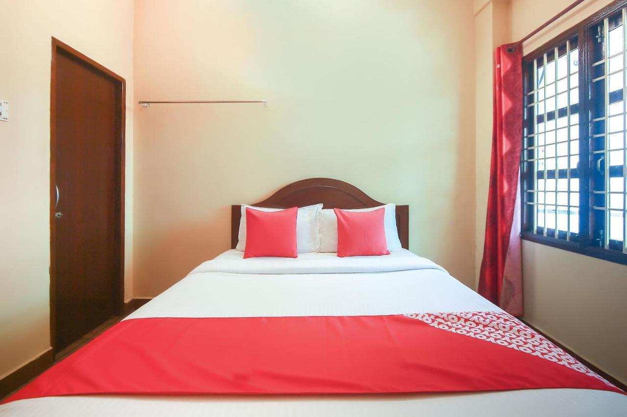 Oyo 23098 Ushama Heritage Guest House Ποντισερί Εξωτερικό φωτογραφία